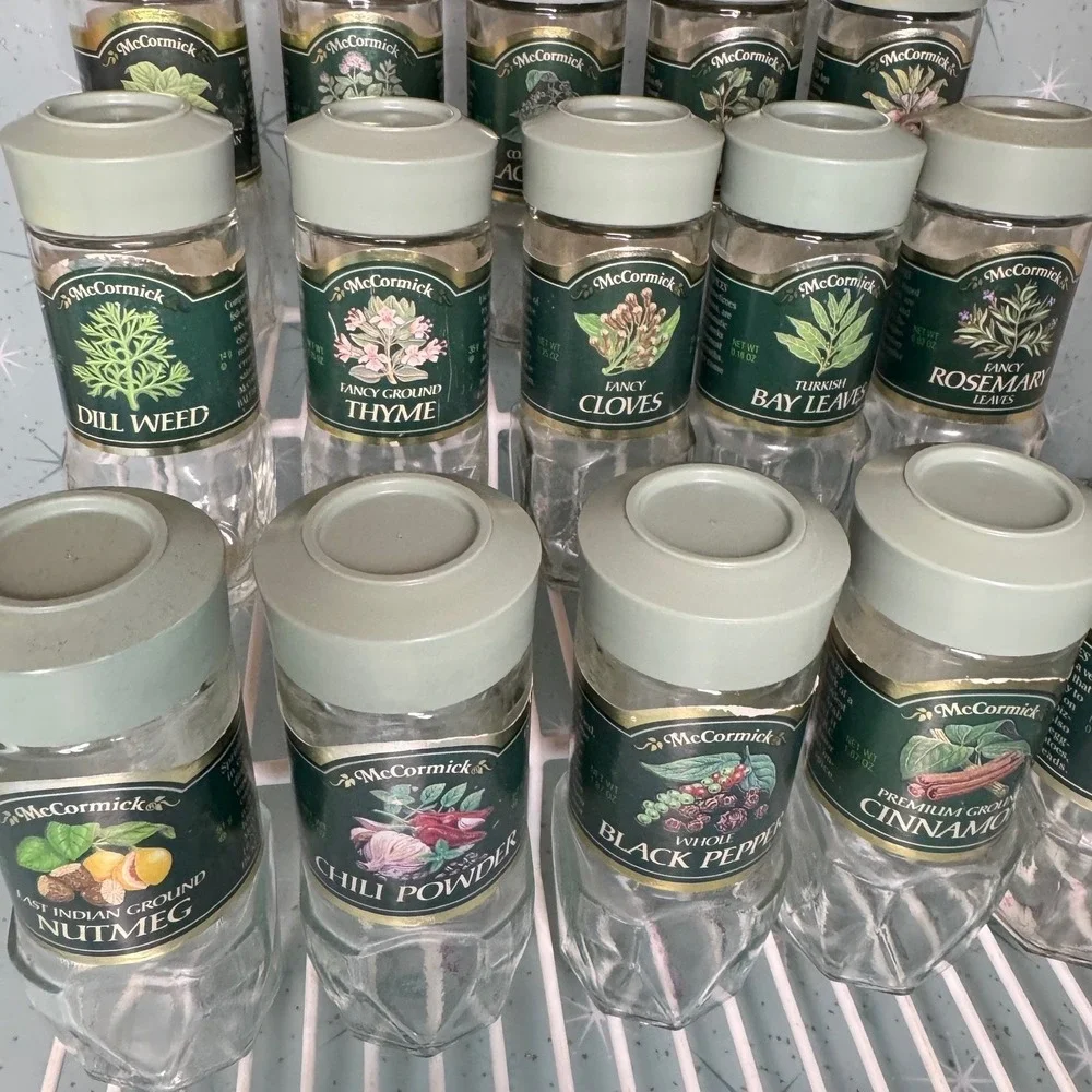 Vintage McCormick Dill Weed Jar Green Label and Lid Glass‎ Spice Bottle Kitchen